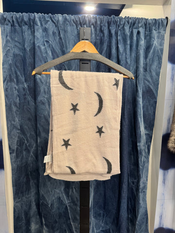 OG $385 White and Warren Cashmere Scarf