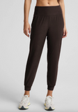 Beyond Yoga Mid Weight Midi Jogger